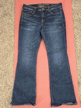 American Eagle Kick Boot Jean EUC Dark Wash